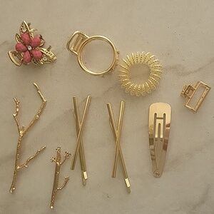 Gold Tone Hair Accessory Lot